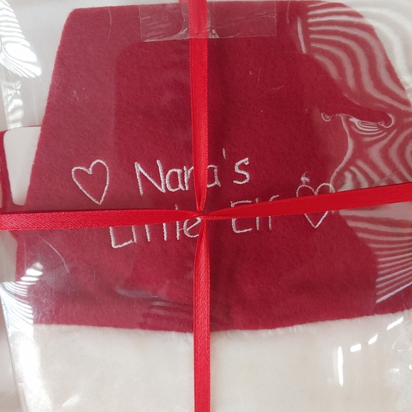 Santa Hat & Bib Nana's elf Christmas 4pc set - Picture 4 of 12